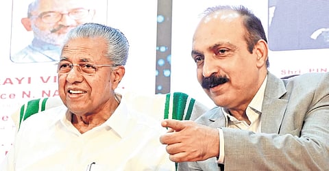 Chief Minister Pinarayi Vijayan and Justice N Nagaresh at the V R Krishna Iyer Award function organised by The Law Trust in Thiruvananthapuram on Saturday