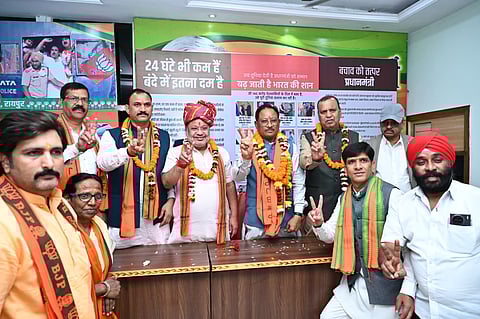 Chhattisgarh CM Vishnu Deo Sai with BJP candidate Sunil Soni along with party workers at the party headquarters at Raipur.