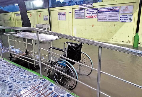Villupuram government hospital inundated