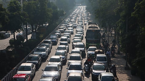 Vehicles stuck in a traffic jam in New Delhi