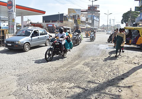 Motorists and residents of Kuniyamuthur area in the South Zone of the city have been irked over the poor condition of the Palakkad Main Road. The road has been left damaged and unattended for several months now after the TWAD Boards pipeline works.