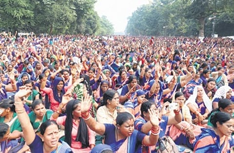 BJD urges state govt to release salary of Mission Shakti support staff