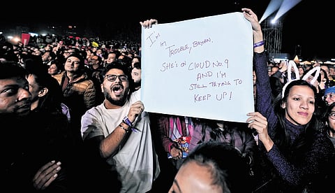 Cheering fans during the concert