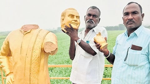 Unknown miscreants vandalised the statue of TDP founder and former Chief Minister NT Rama Rao (NTR) in Repalle village