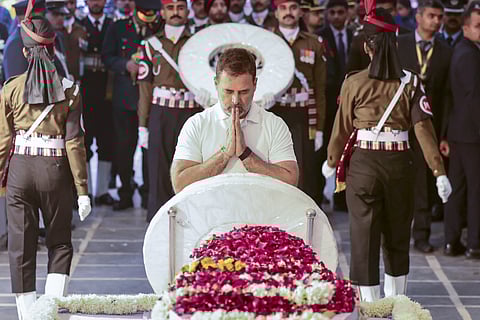 Congress leader Rahul Gandhi Gandhi pays last respects to former prime minister Manmohan Singh during the latter's State Funeral, at the Nigam Bodh Ghat in New Delhi, Saturday, Dec. 28, 2024.