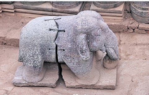 Image of Buddhist artefacts used for representative purpose.