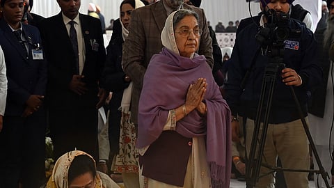 Late prime minister Manmohan Singh's wife Gursharan Kaur during 'Shabad Kirtan and Antim Ardas'' in his memory, at Gurdwara Rakab Ganj Sahib, in New Delhi