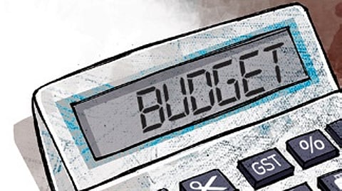 Karnataka CM Siddaramaiah rolls up his sleeves to present Rs 4 lakh crore budget