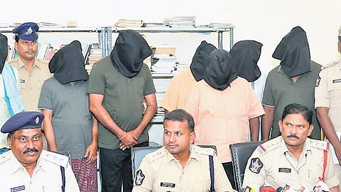 SP Sathish Kumar addressing the media in Guntur district on Thursday.