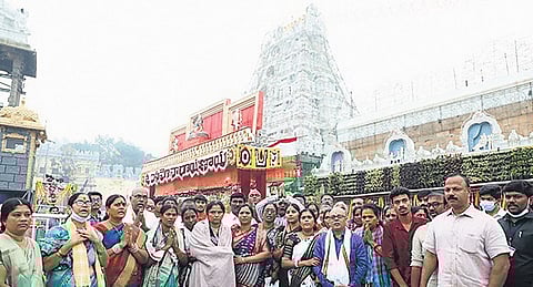 Devotees, who were injured in the stampede in Tirupati, were offered special Srivari darshan on the day of Vaikunta Ekadasi
