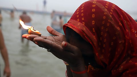 As per the tenets of Sanatan, Kalpvaas is a spiritual gateway through which an individual enters the third phase – Vanprastha – of his/her life.