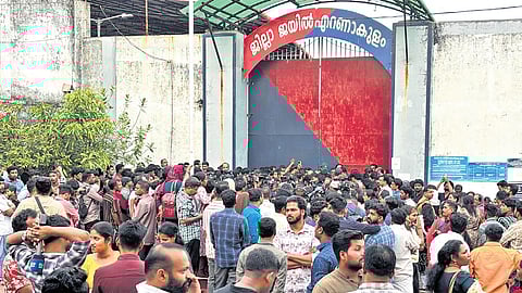 The crowd gathered in front of the Ernakulam District Jail in Kakkanad, anticipating the release of Boby Chemmanur