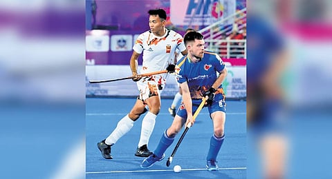 Thierry Brinkman (R)