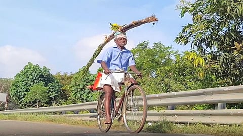 Chellathurai heading to his daughter’s with gifts on Pongal