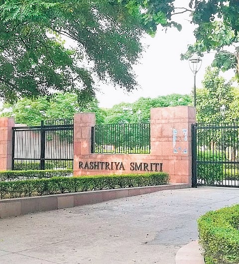 Architect inspects proposed sites for
Manmohan Singh’s memorial at Smriti Sthal