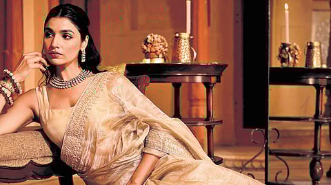 Zari Jaipur unveils new festive collection 'The Golden Mirage'; blendstradition with modernity