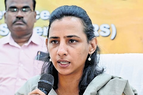 Deepam: Krishna JC warns against extra charges for gas refill delivery