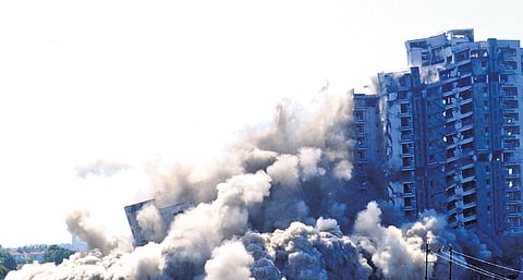 According to the KCZMA report, which was submitted to the amicus curiae on Monday, the entire 1,859 square metre area where the Golden Kayaloram once stood is now feasible for construction under CRZ-2.