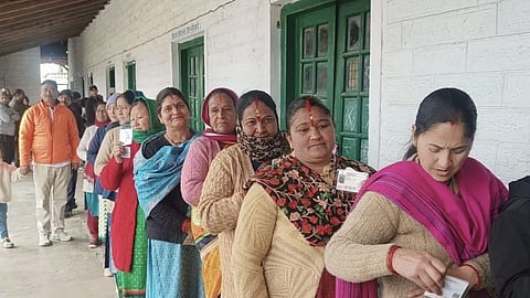 The total number of voters across 1,515 polling stations stands at 3.029 million.