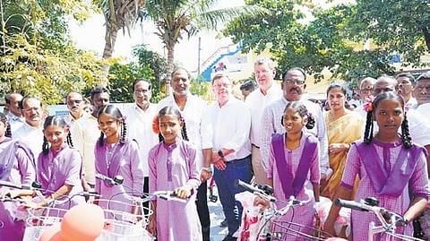 Energy Minister Gottipati Ravi Kumar distributes bicycles to girls