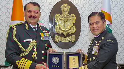Admiral Dinesh K Tripathi during meeting with Indonesian Navy Chief