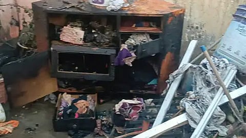 Tragic explosion in Kutch kills father and daughter, leaves mother critically injured