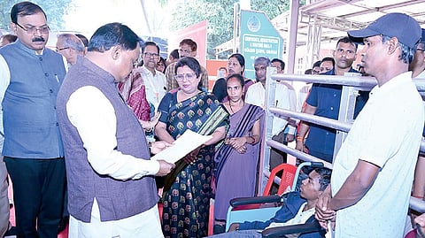 CM Mohan Charan Majhi meets Alok and his father during the grievance hearing on Monday
