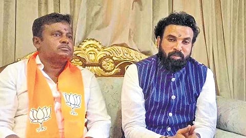 Former minister B Sriramulu addresses the media in Kolar on Wednesday