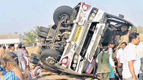 Two college students were killed after a private bus they were travelling in overturned on Salem-Kochi NH near Chengappalli in Tiruppur on Thursday