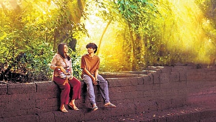 'Narayaneente Moonaanmakkal' review: A tender ode to family, love and letting go