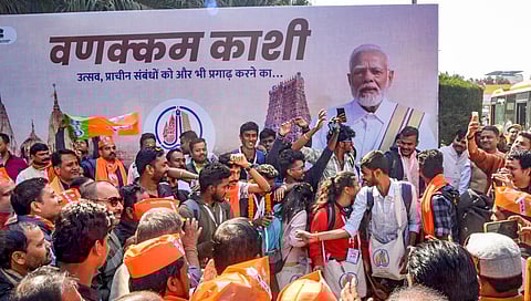 Delegates arrive to participate in the Kashi Tamil Sangamam 3.0 in Varanasi on Saturday (Photo | PTI)