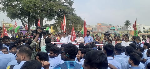 The union demanded the company cancel the “coercive measures” to make employees sign the “illegal” agreement it had entered into with a minority workers’ union the company itself had formed.