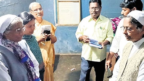 Three Class X students thrash girl for complaint against seniors, expelled in Andhra