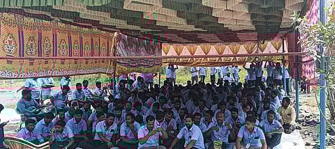 CPM state secretary alleged Samsung is deliberately attempting to dismantle the union by refusing to recognise it and by hiring over 1,600 temporary workers to replace the striking employees.