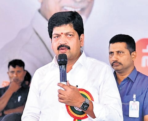 Excise Minister Kollu Ravindra speaking at the launch of Navodayam 2.0 prog
in Ongole on Wednesday