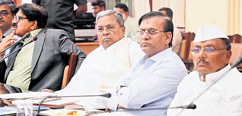 Chief Minister Siddaramaiah attends a pre-budget meeting, along with senior officials, at Vidhana Soudha on Friday