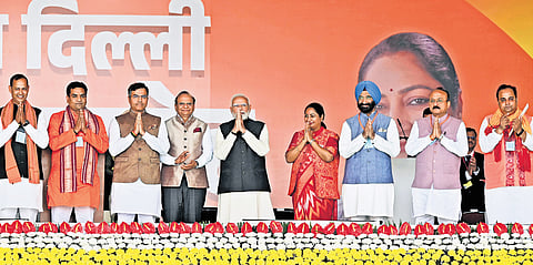 Delhi CM unveils summer action plan