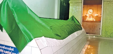 The tomb of Moideen Sheikh Thangal and the shrine of Ummumma Chathan