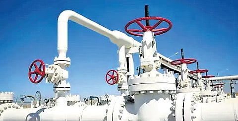 Torrent Gas to lay three natural gas pipelines for a distance of 466 km