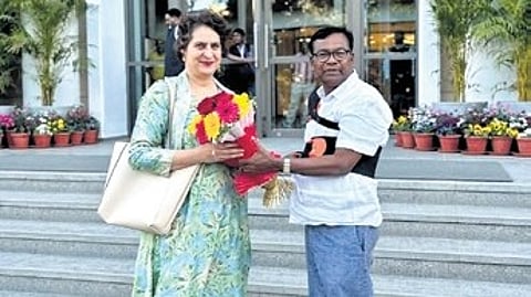 OPCC president Bhakta Charan Das with Priyanka Gandhi at Indira Bhawan in New Delhi on Thursday.