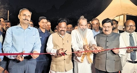 Minister of MSME Gokulananda Mallik inaugurating the event alongside dignitaries.