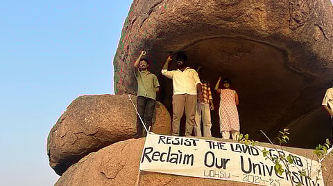 HYDERABAD - Students and staff of Hyderabad Central University Protest at Kancha Gachibowli oppose Telangana government's decision to auction 400 acre