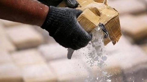 The duo reportedly ran the operation from a rented flat in Palachuvadu, Kakkanad, registered in Rinsi’s name.