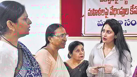 Congress leader Sunkara Padmasri and AIDWA general secretary D Ramadevi criticised the delay in justice.