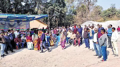 Workers staging a protest in front of BSLC office in Birmitrapur.