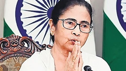 Mamata visits Furfura Sharif, says no link to votebank politics