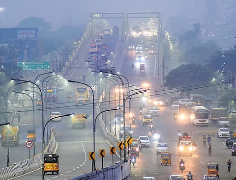 Velachery logged the highest daily PM2.5 peak at 193 µg/m³, while Alandur and Manali topped the list of polluted zones with seasonal averages of 47 µg/m³ each.