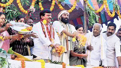 Ministers N Uttam Kumar Reddy and Ponguleti Srinivasa Reddy during inauguration of Phase-III pumping station of the DLIS in Hanamkonda