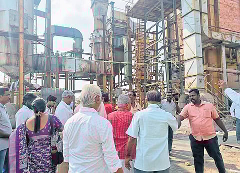 A team of civil society organisations visited the plant and collected soil samples despite resistance from plant operators