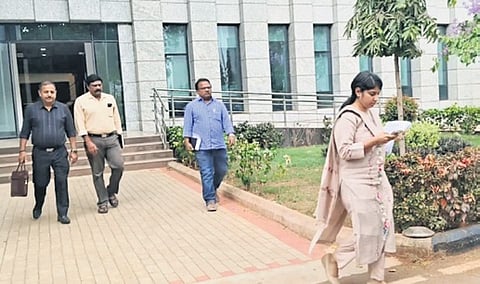 National Joint Outbreak Response Team visited AIIMS Mangalagiri to investigation the bird flu case reported in Palnadu district on Thursday.